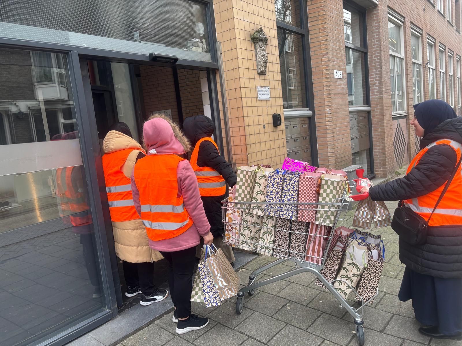 Krachtvrouwen Brengt Vreugde Naar Ouderen met Ontbijt